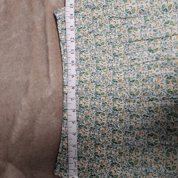 Max Studio Skirt Size: M✨️ Moving end of January 2025! Everything must go✨️ - Picture 7 of 8